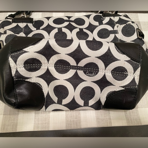 Authentic Coach Purse - Picture 3 of 10